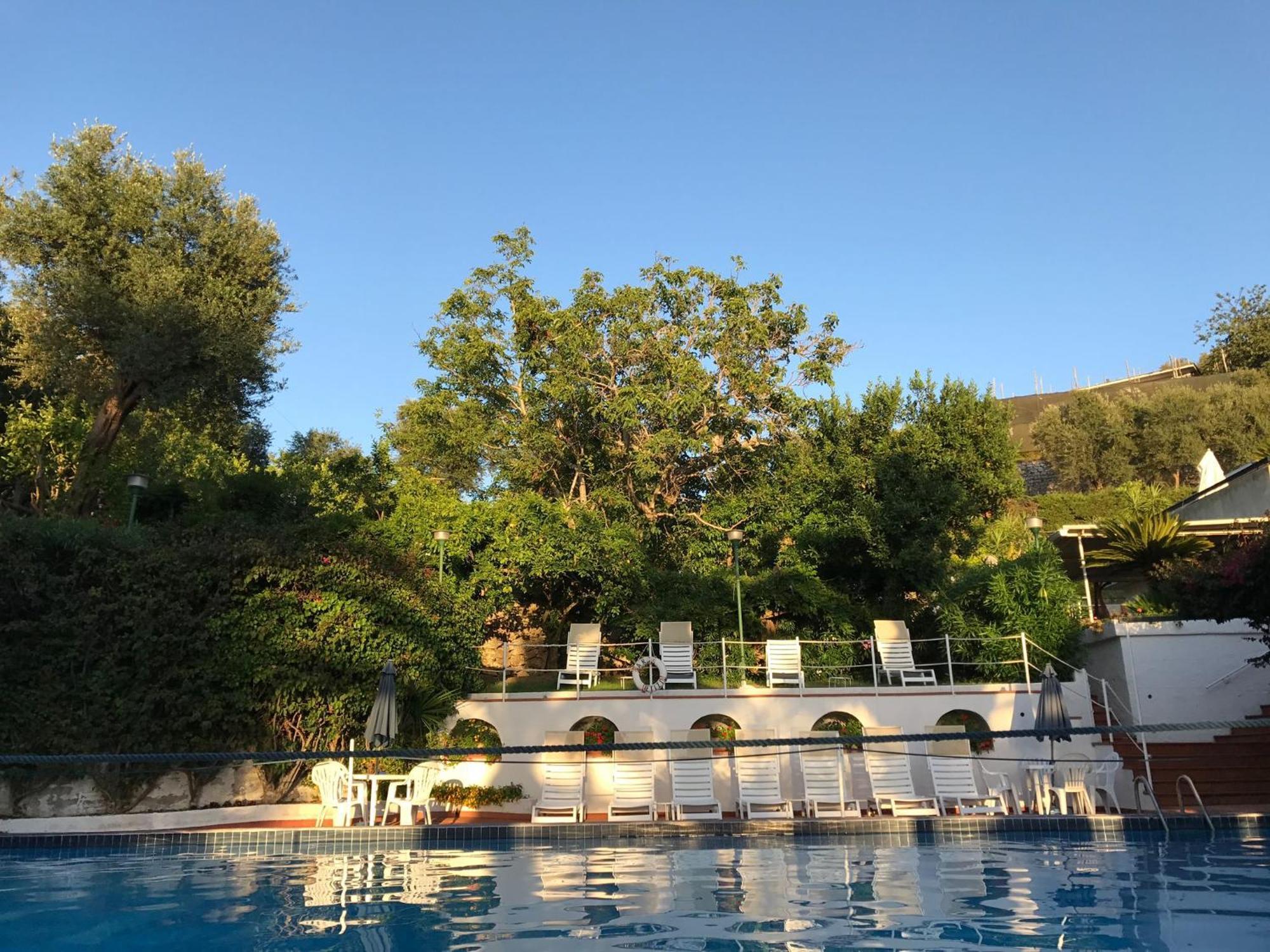 Loris House Villa Massa Lubrense Bagian luar foto